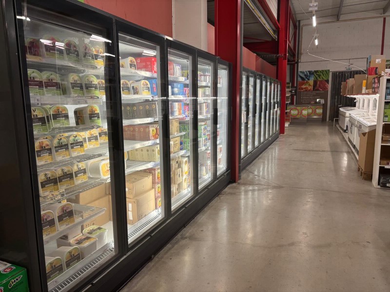 Service de Remplacement de Compresseur pour Vitrine Réfrigérée dans un Sushi Shop à Toulouse Centre