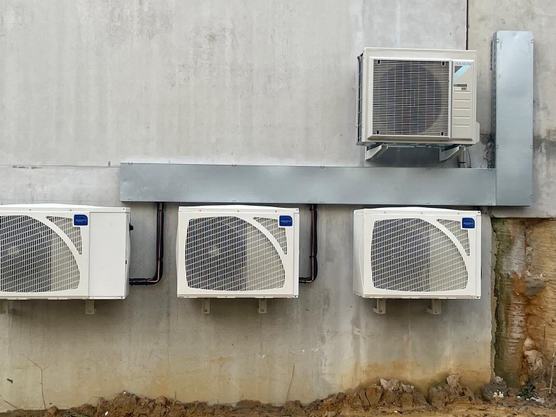 Solutions frigorifiques professionnelles sur mesure pour les boulangeries, les boucheries et les restaurants à Toulouse et alentours