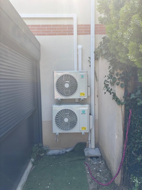 Installation Climatisation Bi-Splits et Mono-Splits Heiwa Réversible à Launaguet au nord de Toulouse Haute-Garonne Professionnel RGE Qualifié